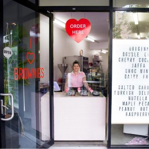 https://indulgemagazine.net/ - Indulge magazine - I heart brownies/